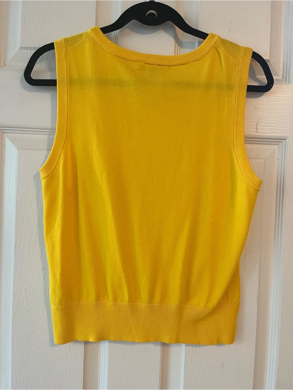 Cable & Gauge Yellow Sleeveless Knit Tank Top - Picture 4 of 4